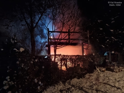 13.12.2022, B2:Brand Mittel, Brand Einfamilienhaus, Nenkersdorf
